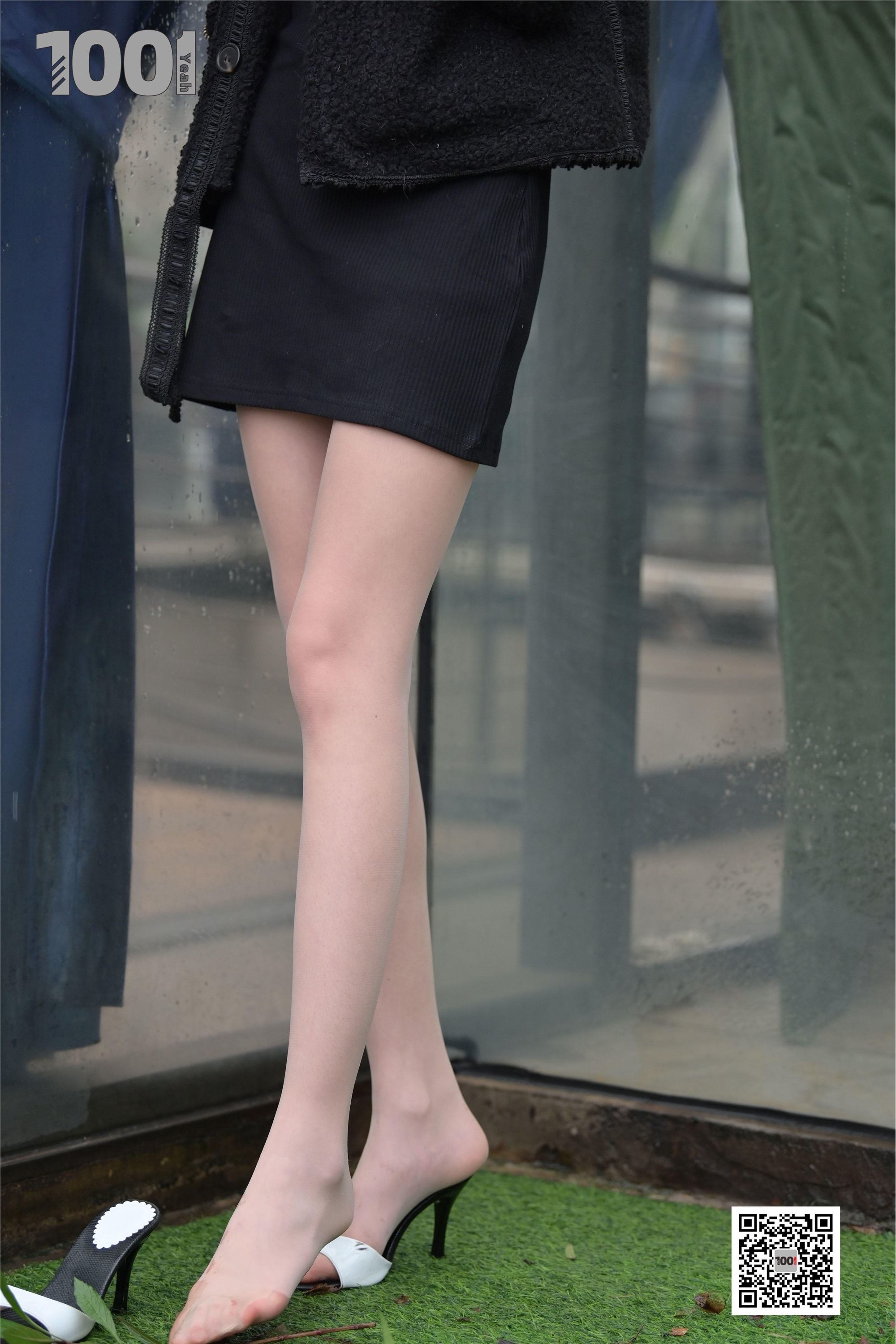 IESS异思趣向  一千零一夜《雨中漫步4》